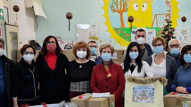 “A SCUOLA CON IL CUORE” I colori servono a rallegrare la vita”