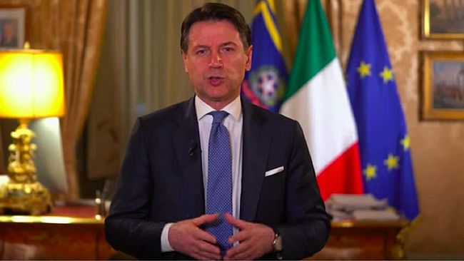 Giuseppe Conte annuncia: “Il Consiglio ha dato l’ok ai recovery fund”