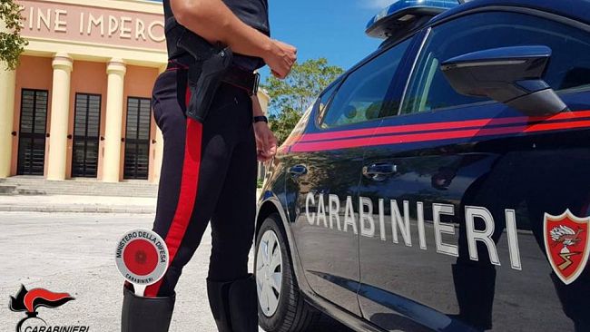 Ciavolo, Carabinieri eseguono una ordinanza di misure cautelari per maltrattamenti in famiglia