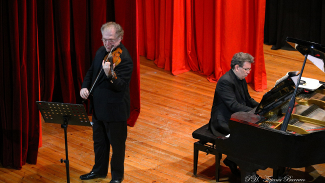 Magia musicale ieri sera al Sollima di Marsala con il duo Aşkın-Issoglio