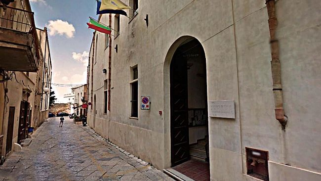 Mazara, servizio integrativo di trasporto scolastico