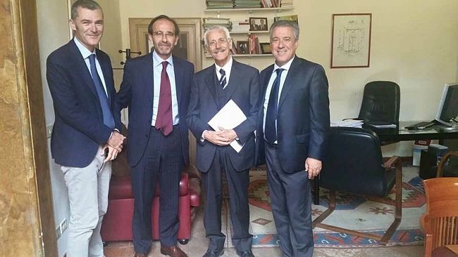 TRAPANI – Oddo accompagna delegazione di operatori portuali da Nencini