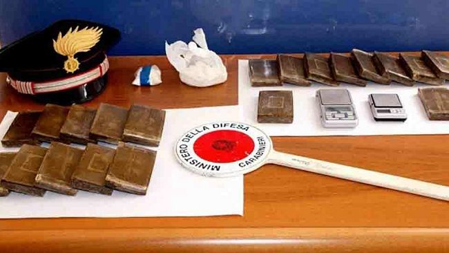 Sicilia, droga a fiumi. Arresti in Sicilia