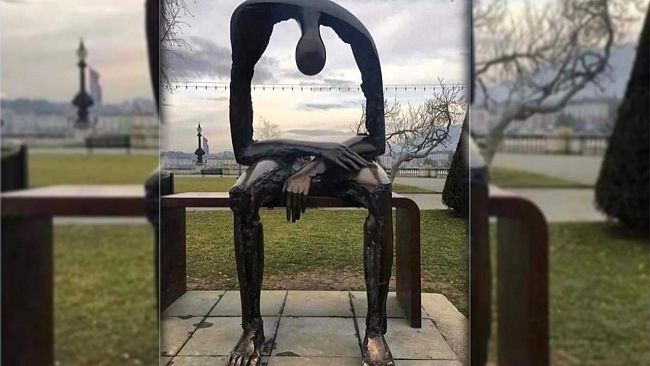 Le ultime della sera, Non si può restare indifferenti