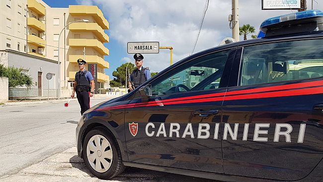 Marsala, rubata auto di un disabile. I Carabinieri la ritrovano e denunciano un giovane
