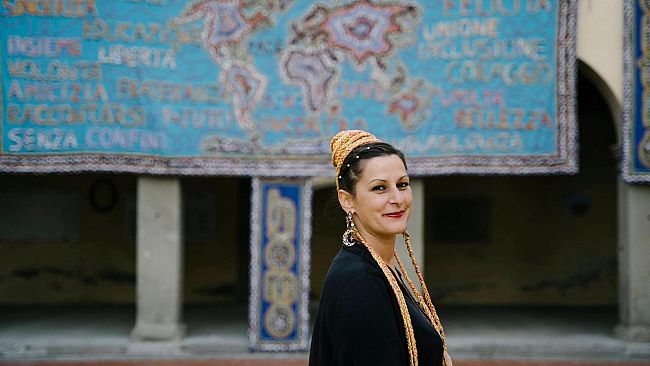 gibellina-al-via-il-laboratorio-partecipativo-di-jonida-xherri-per-ricamare-il-nuovo-sipario-dellauditorium-del-mac