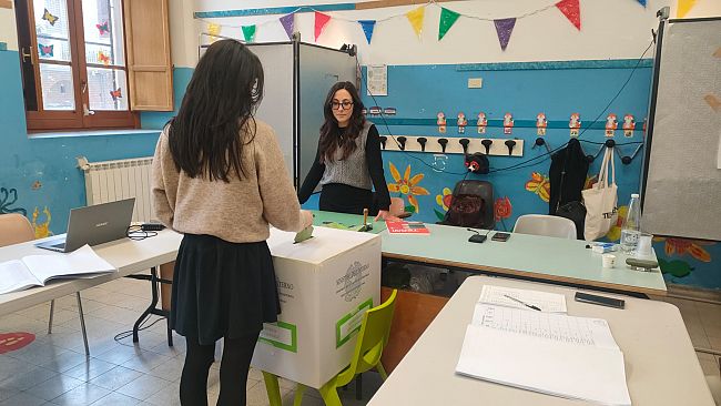 mazara-affluenza-referendum-giustizia-alle-ore-19-ha-votato-il-2697-e-in-provincia