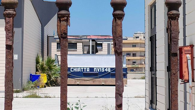 Mazara, la chiatta ancora fuori servizio. “Sarà attivata all’inizio dell’estate”