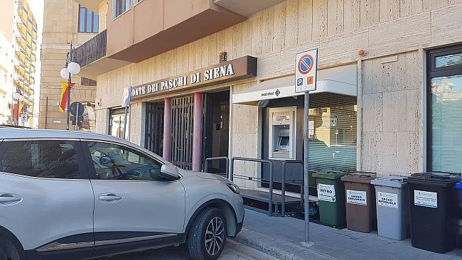 Mazara, piazza Mokarta, un’auto con cartellino disabile prima fatta parcheggiare e poi multata? “Strana” vicenda accaduta a due vacanzieri