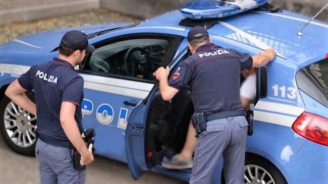 Si sottrae ad un provvedimento di cattura : tunisino arrestato dalla Polizia di Stato