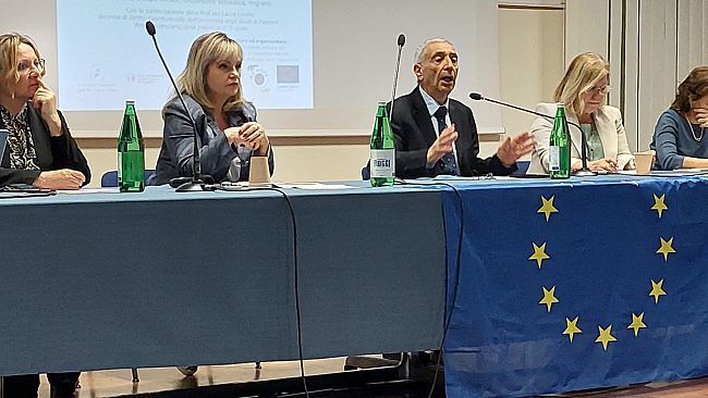 Trapani, Costituzione e diritti dei minorenni, incontro e confronto con Garante per l’infanzia e l’adolescenza