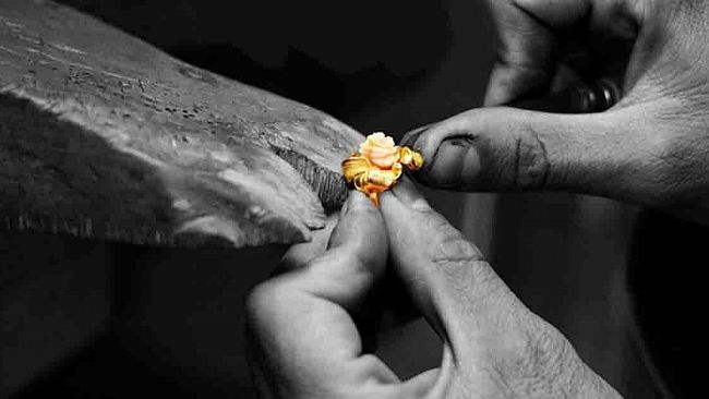 Marsala, un workshop di oreficeria  nella saletta del Convento del Carmine