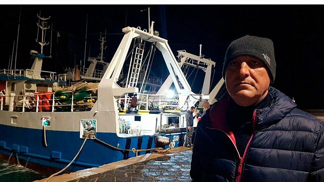 VIDEO – Mazara, pesca, armatore Asaro: “l’Ue metta telecamere ai politici, il nostro settore in crisi sta morendo..”