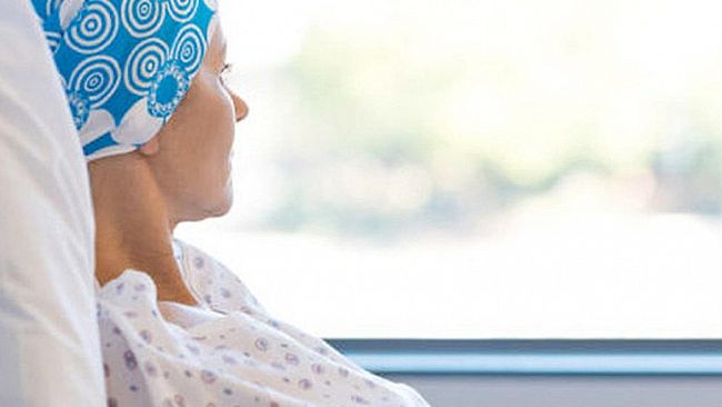 “Mia madre paziente oncologica, visitata dal chirurgo risultato positivo, attende da 12 giorni l’esito del tampone” La denuncia di un nostro lettore