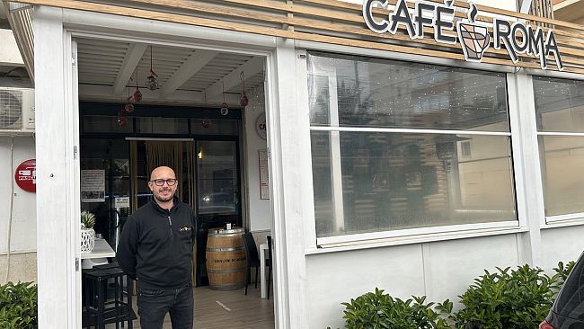 Al Caffè Roma ogni sera panini e cornetti gratis per i bisognosi