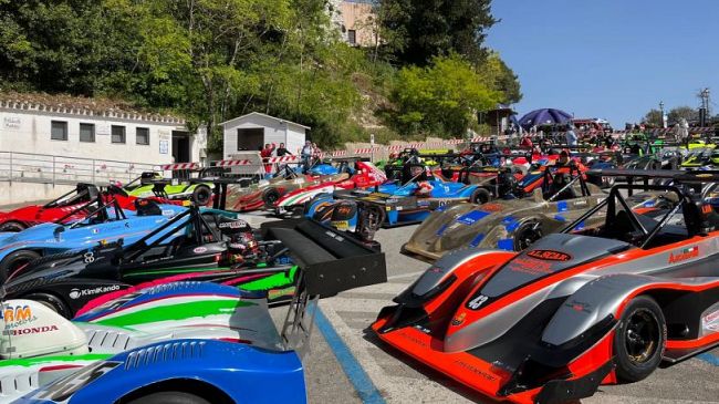 dramma-alla-monte-erice-auto-esce-di-pista-e-travolge-i-commissari-un-morto-e-due-feriti-gravi
