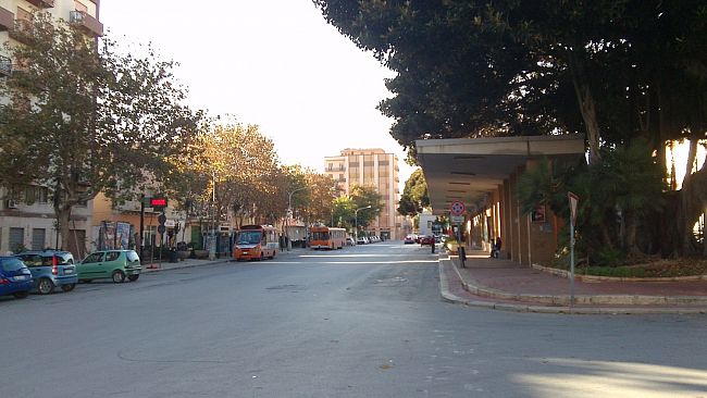 Marsala, rissa in Piazza del Popolo: 39enne ferisce due persone e ruba un portafoglio
