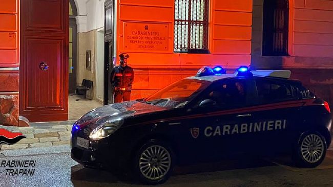 Mazara, aggredisce la madre 84enne fratturandole la mascella. Arrestato
