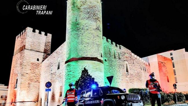 Alcamo, la fine di una relazione finisce in rissa: denunciate 5 persone