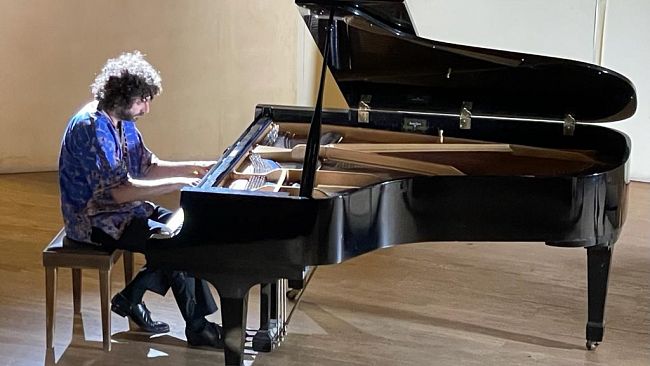 Ultime della sera: “Un genio tutto nostro è Fabrizio Mocata”