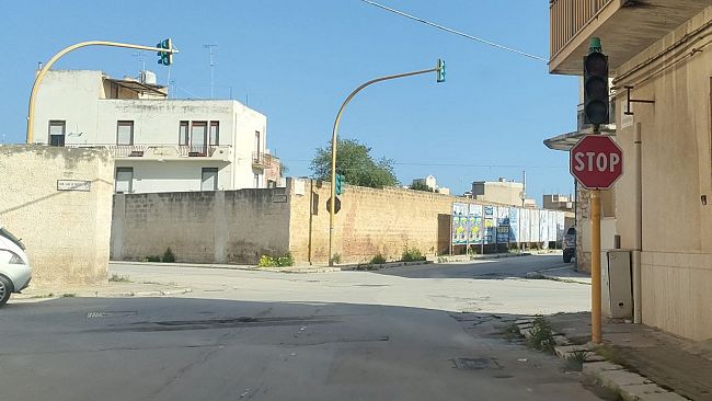 Mazara, ancora fuori servizio semafori all'incrocio fra sei strade