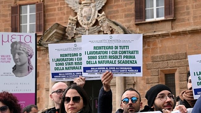 Precari Covid: Stanchi di essere le pedine della politica