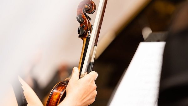 L’Etna sale sul palco a Catania: infrasuoni e dati scientifici diventano uno spettacolo musicale