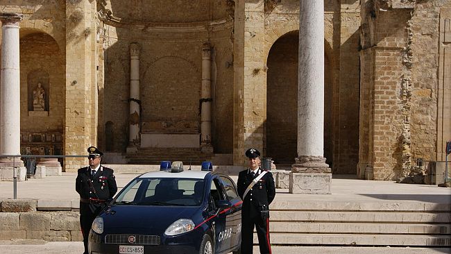 Salemi: evade dai domiciliari e tenta la fuga. arrestato dai Carabinieri