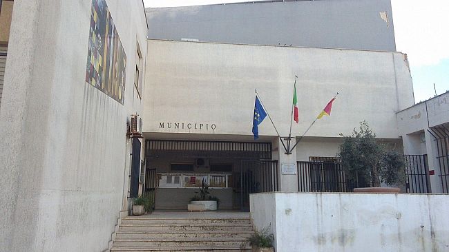 Petrosino, Coronavirus, domani e domenica screening per gli studenti della scuola superiori, i loro familiari e il personale scolastico