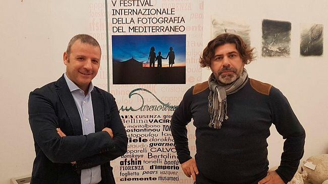 VIDEO – Mazara, Inaugurata il V Festival della Fotografia del Mediterraneo “Marenostrum”