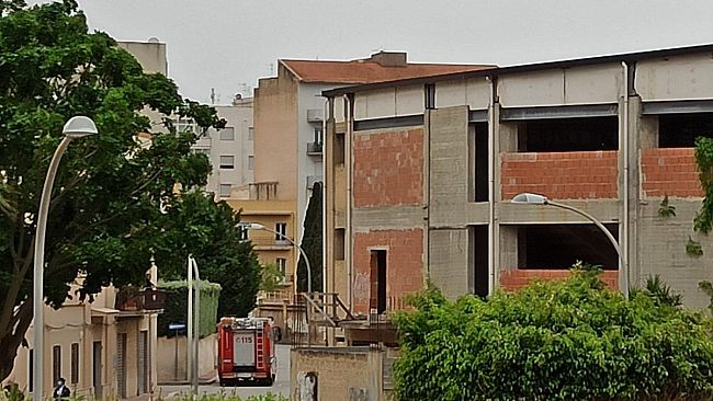 Trapani, il vento danneggia la palestra di Via Convento San Francesco di Paola