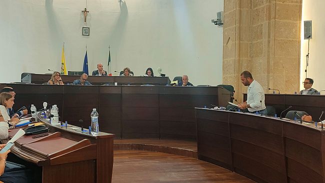 Mazara, l'opposizione chiede un Consiglio comunale su finanziamenti regionali, nazionali ed europei     