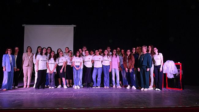 donne-contro-gli-studenti-dellic-radice-pappalardo-raccontano-il-coraggio-della-legalita