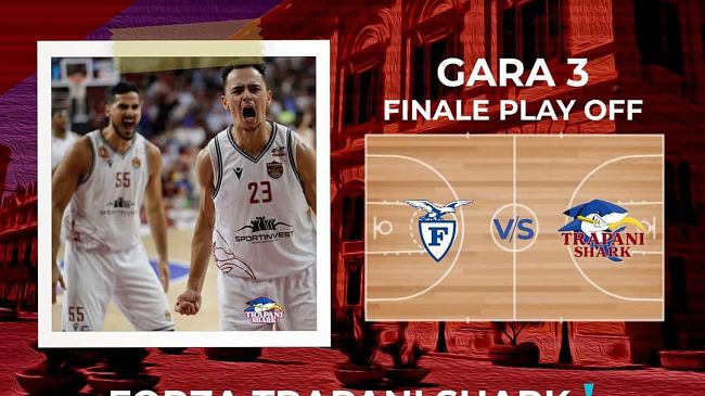 Maxi schermo per gara 3 di finale play off Fortitudo Bologna - Trapani Shark