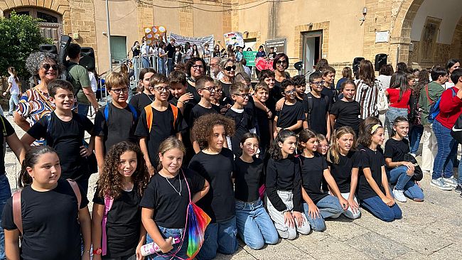 Castelvetrano, la festa degli alunni nel sistema delle piazze