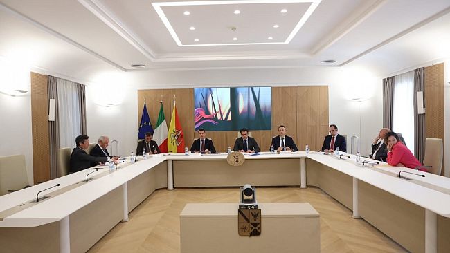 Terna e Regione Siciliana: incontro sul piano di sviluppo della rete elettrica 