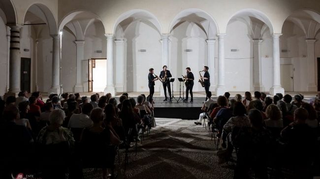 Trapani, sold out per 