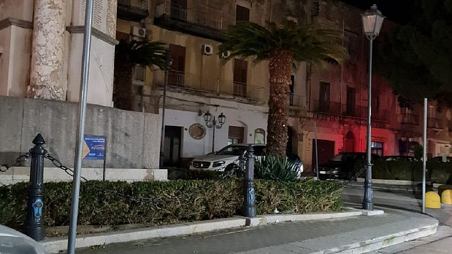 Castelvetrano: Entro stasera tornerà la luce in piazza Matteotti