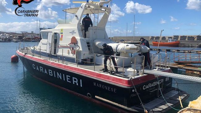 Pantelleria: controlli e sanzioni dei carabinieri della motovedetta CC 819 Maronese