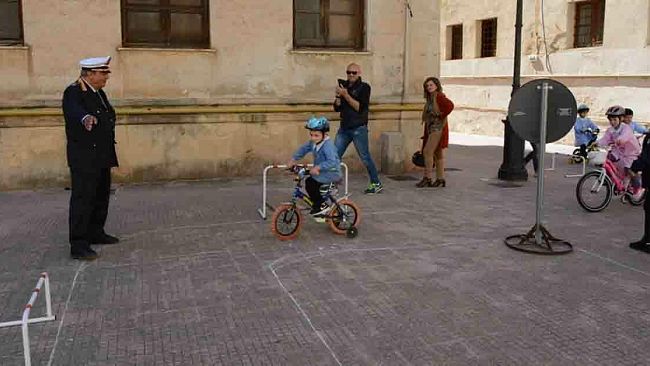 Mazara, concluso il progetto “Amico Vigile” al 1° Circolo Didattico