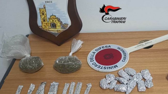 Spaccio di droga, i Carabinieri arrestano il custode del campo sportivo di Paceco