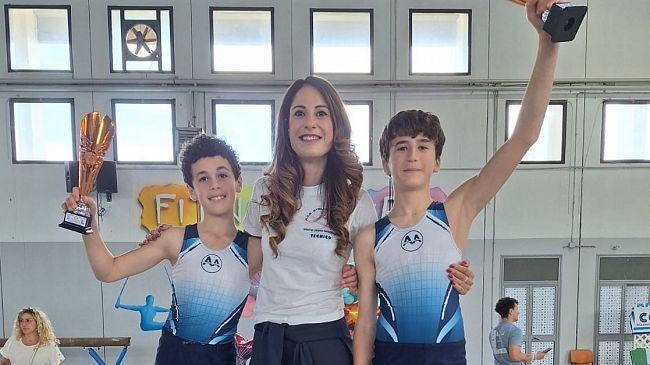 L'Athletes Academy, guidata dal tecnico Giusy Stabile, conquista 9 podi a Napoli