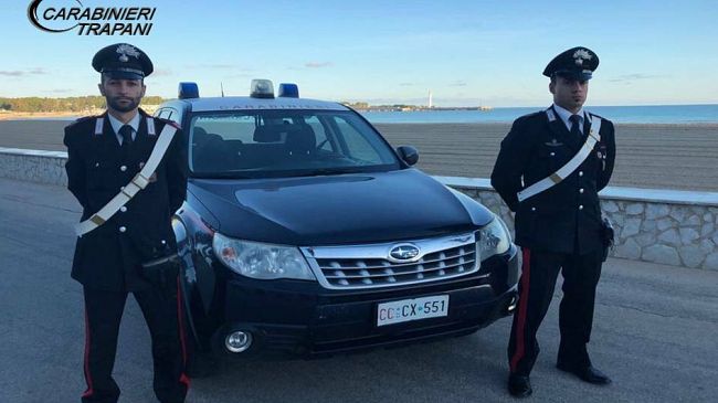 San Vito Lo Capo. Nuovi controlli dei carabinieri al commercio ambulante: 3 denunce, multe e sequestri