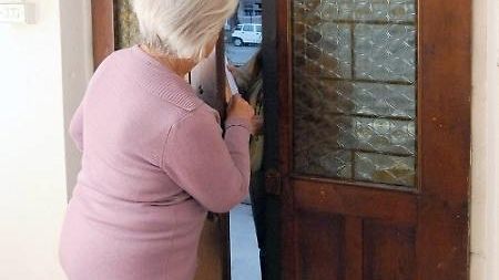 Paceco, all’opera truffatori del “porta a porta”. Il Sindaco: “invito i cittadini a stare attenti”