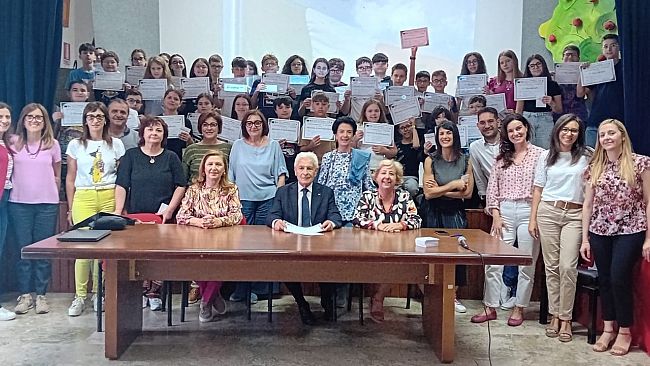 L’istituto comprensivo Lombardo Radice Pappalardo conferma il suo impegno per la conoscenza della Costituzione Italiana