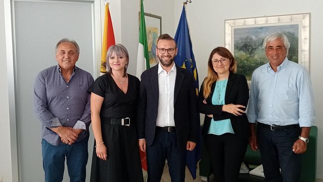 Santa Ninfa, il sindaco Ferreri completa la Giunta.Polemiche nel Pd sull’assessore Genco 