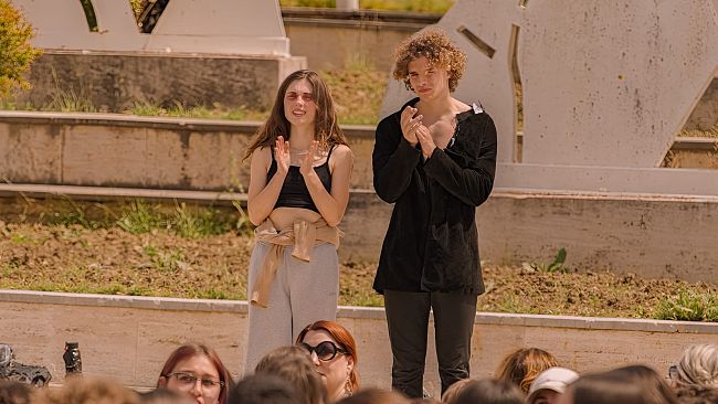 a-erice-la-officina-delle-arti-sceniche-sei-giorni-di-teatro-partecipazione-e-prevenzione-con-la-rete-she-e-lass