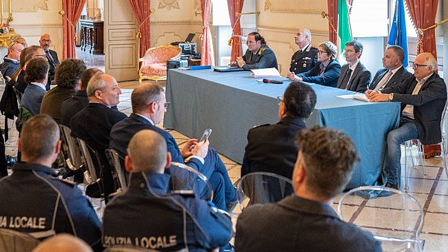 trapani/movida-notturna-riunione-con-i-sindaci-in-prefettura