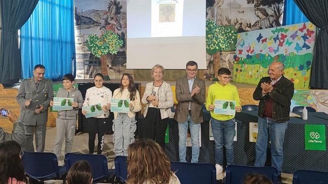 L'IC Lombardo Radice-Pappalardo festeggia gli alberi e la bellezza della natura