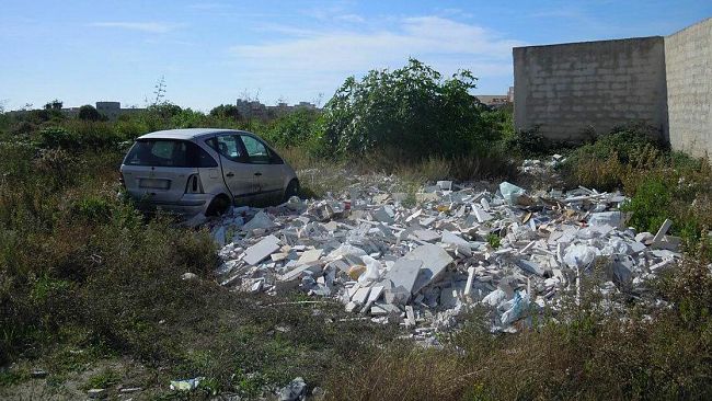 Discariche abusive, uno sconcio che non si riesce a eliminare